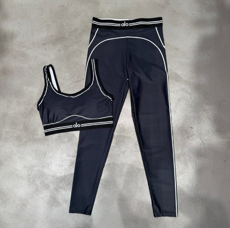ALO VIRAL ACTIVEWEAR SET