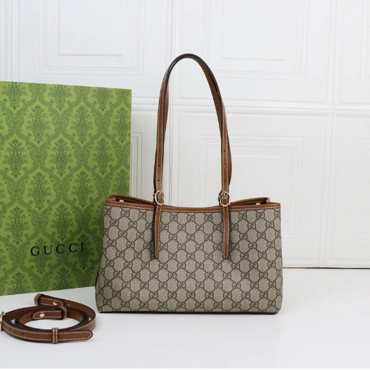 EMBLEM SMALL TOTE BAG