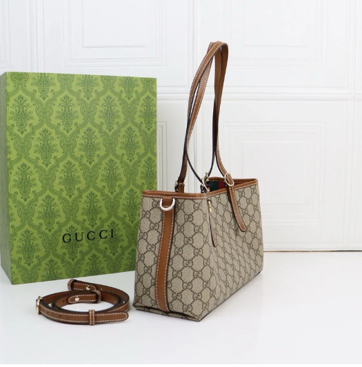 EMBLEM SMALL TOTE BAG